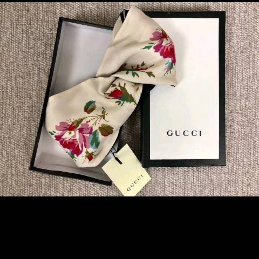 Gucci Scarf